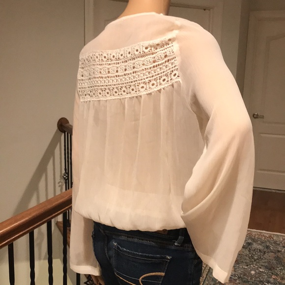 Sheer long sleeve blouse - Picture 8 of 9